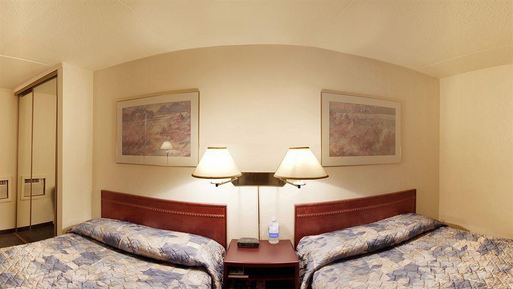 Travelodge Calgary Macleod Trail 외부 사진