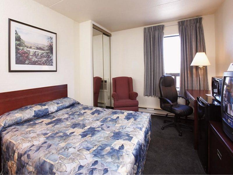 Travelodge Calgary Macleod Trail 객실 사진