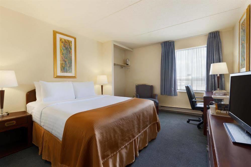 Travelodge Calgary Macleod Trail 외부 사진